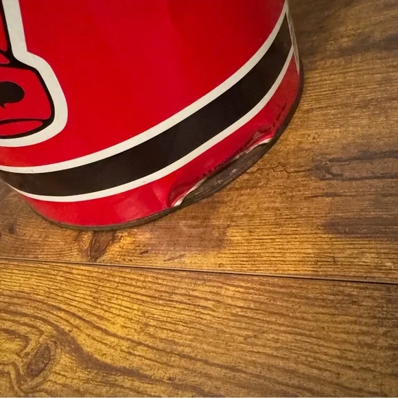 Vintage 1991 Chicago Bulls NBA Metal Trash Can Jordan Era P&K Products - Picture 4 of 9